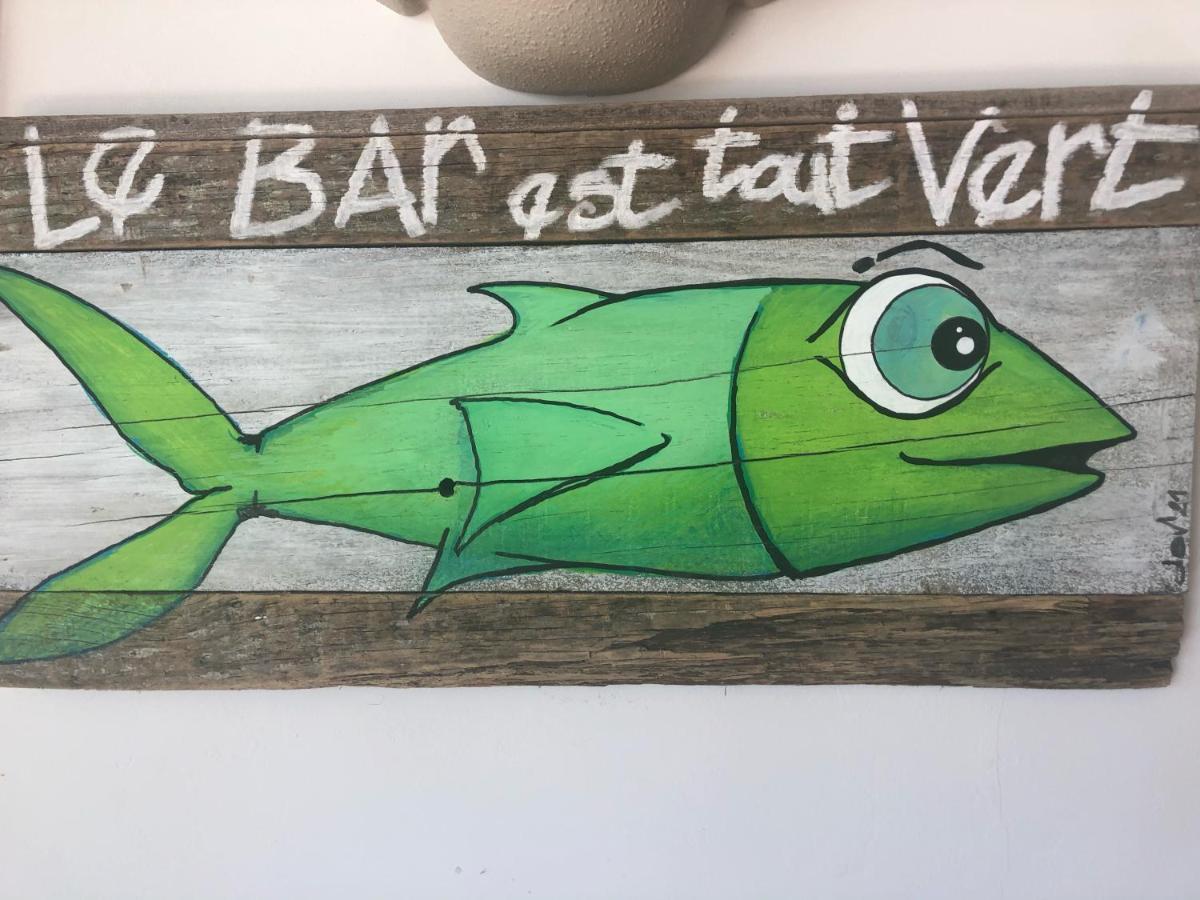 Les Pois Sont Verts La Rochelle  Kültér fotó